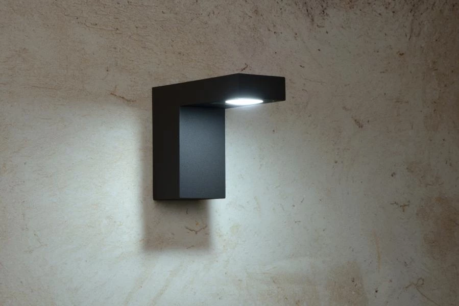 Lucide TEXAS - Wall spotlight / Wall light Indoor/Outdoor - LED - 1x7W 3000K - IP54 - Anthracite - atmosphere 1